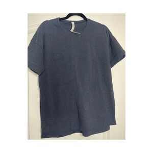 Lululemon Dark Blue Size 6 Cute Above Tee